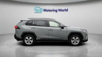 Toyota RAV4 VVT-I ICON