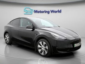Tesla Model Y LONG RANGE AWD