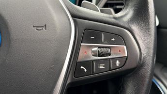 BMW 3 Series 330E SE PRO