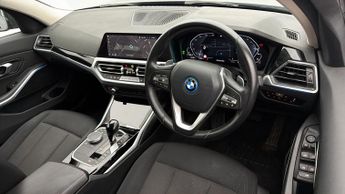 BMW 3 Series 330E SE PRO