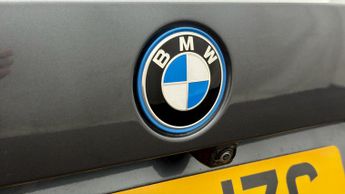 BMW 3 Series 330E SE PRO