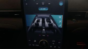 Ford Mustang Mach-E BASE