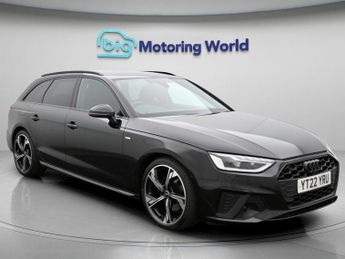 Audi A4 AVANT TFSI S LINE BLACK EDITION