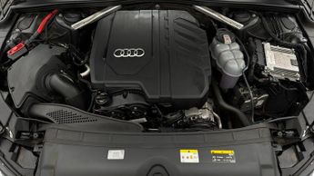 Audi A4 Avant AVANT TFSI S LINE BLACK EDITION