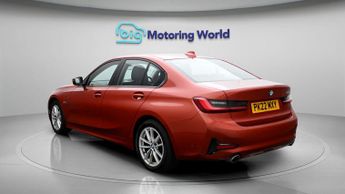 BMW 3 Series 330E SE PRO