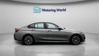 BMW 3 Series 330E SPORT