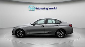 BMW 3 Series 330E SPORT