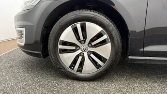 Volkswagen e-Golf E-GOLF