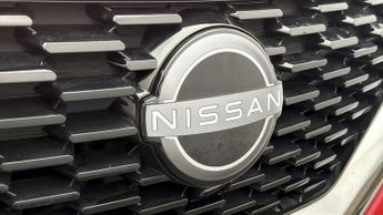 Nissan Qashqai DIG-T ACENTA PREMIUM DCT