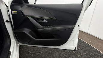 Peugeot E-208 GT PREMIUM