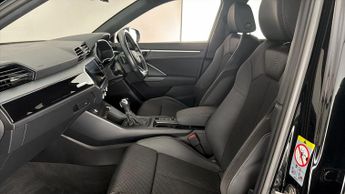 Audi Q3 TFSI S LINE BLACK EDITION