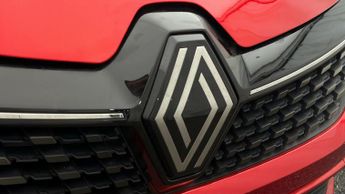 Renault Clio TECHNO E-TECH