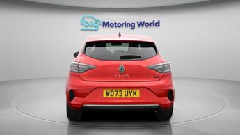 Renault Clio TECHNO E-TECH