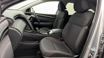 Hyundai TUCSON T-GDI SE CONNECT DCT