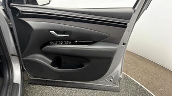 Hyundai TUCSON T-GDI SE CONNECT DCT