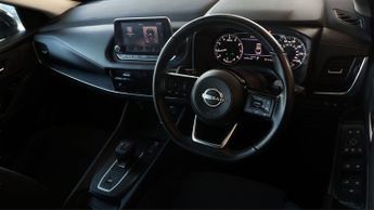 Nissan Qashqai DIG-T ACENTA PREMIUM DCT