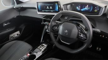 Peugeot E-208 ALLURE PREMIUM PLUS