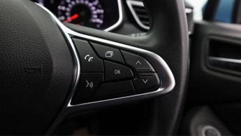 Renault Clio ICONIC TCE