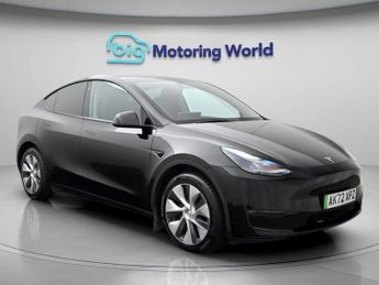 Tesla Model Y LONG RANGE AWD