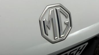 MG MG4 SE