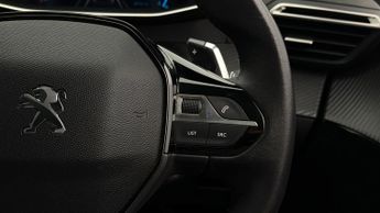 Peugeot 208 PURETECH ALLURE PREMIUM PLUS S/S