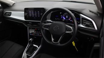 Volkswagen T-Roc LIFE TSI DSG