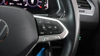 Volkswagen Tiguan LIFE TSI DSG