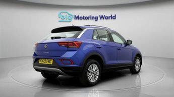 Volkswagen T-Roc LIFE TSI DSG