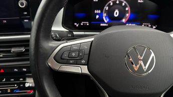 Volkswagen T-Roc LIFE TSI DSG