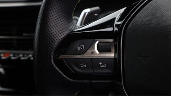 Peugeot 2008 PURETECH S/S GT PREMIUM