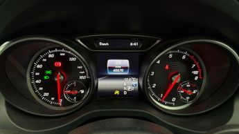 Mercedes-Benz GLA GLA 180 AMG LINE EDITION