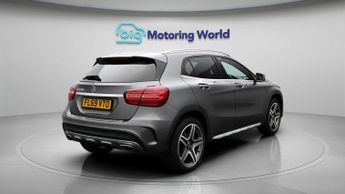 Mercedes-Benz GLA GLA 180 AMG LINE EDITION