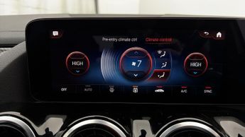 Mercedes-Benz GLA GLA 250 E AMG LINE