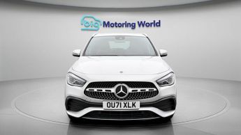 Mercedes-Benz GLA GLA 250 E AMG LINE