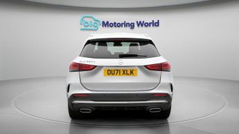 Mercedes-Benz GLA GLA 250 E AMG LINE