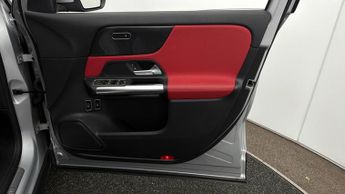 Mercedes-Benz GLA GLA 250 E AMG LINE