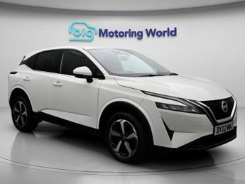 Nissan Qashqai DIG-T N-CONNECTA DCT
