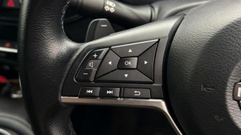 Nissan Juke DIG-T N-CONNECTA DCT