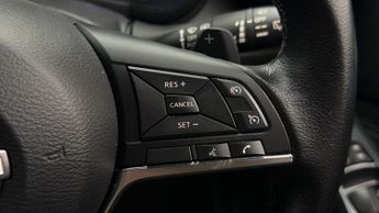 Nissan Juke DIG-T N-CONNECTA DCT