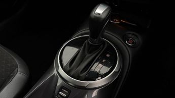 Nissan Juke DIG-T N-CONNECTA DCT