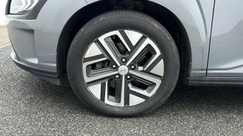 Hyundai KONA PREMIUM