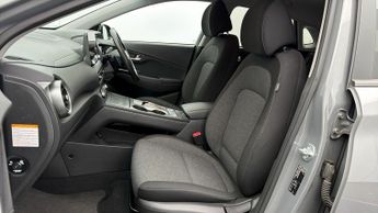 Hyundai KONA PREMIUM