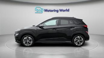 Hyundai KONA PREMIUM