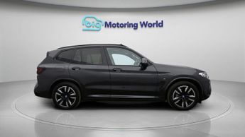 BMW iX3 M SPORT