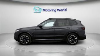 BMW iX3 M SPORT