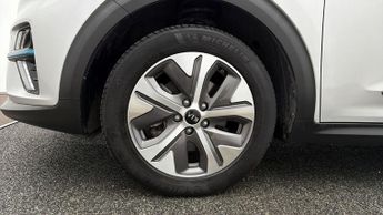 Kia Niro 4 PLUS