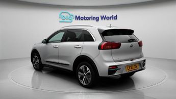 Kia Niro 4 PLUS