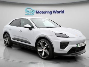 Porsche Macan 4