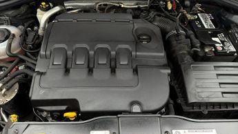 Volkswagen T-Roc R-LINE TDI DSG