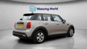 MINI Hatch COOPER CLASSIC